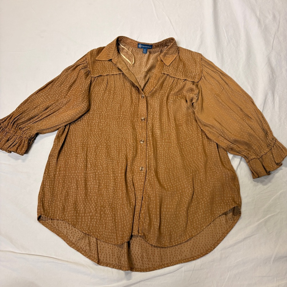 Democracy Tan Button-Front Ruffle Sleeve Blouse - Picture 2 of 4